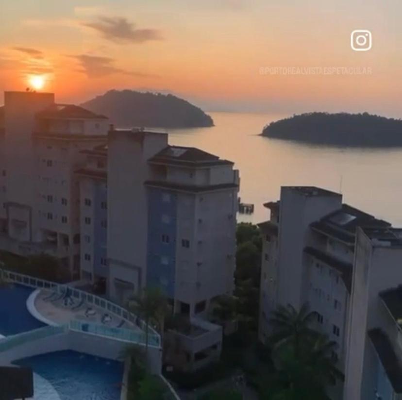Vista Espetacular Porto Real Suites Мангаратиба Екстериор снимка